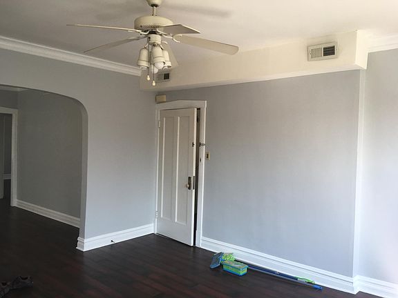 2nd image of 3138 W Eastwood Ave #2