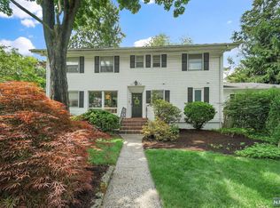 14 Walnut Dr, Tenafly, NJ 07670