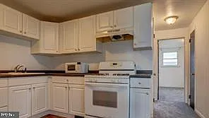 168 N Bonsall Ave — Photo 6