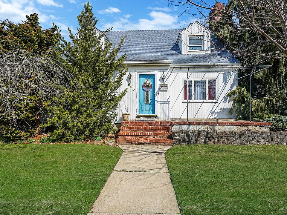 1st image of 695 Koelbel Court