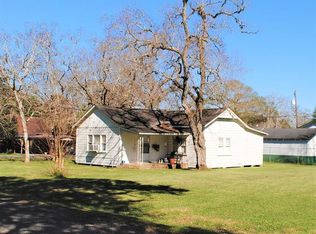 212 N Orange St, Sweeny, TX 77480