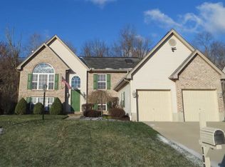 1089 Riverwalk Ct, Hebron, KY 41048