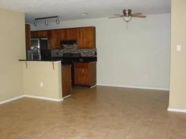 1902 Gracy Farms Ln, Austin, TX 78758