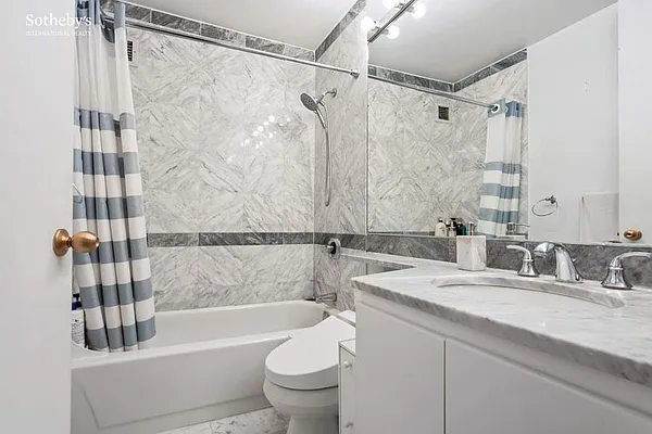 Rented by Sotheby's International Realty | media 11