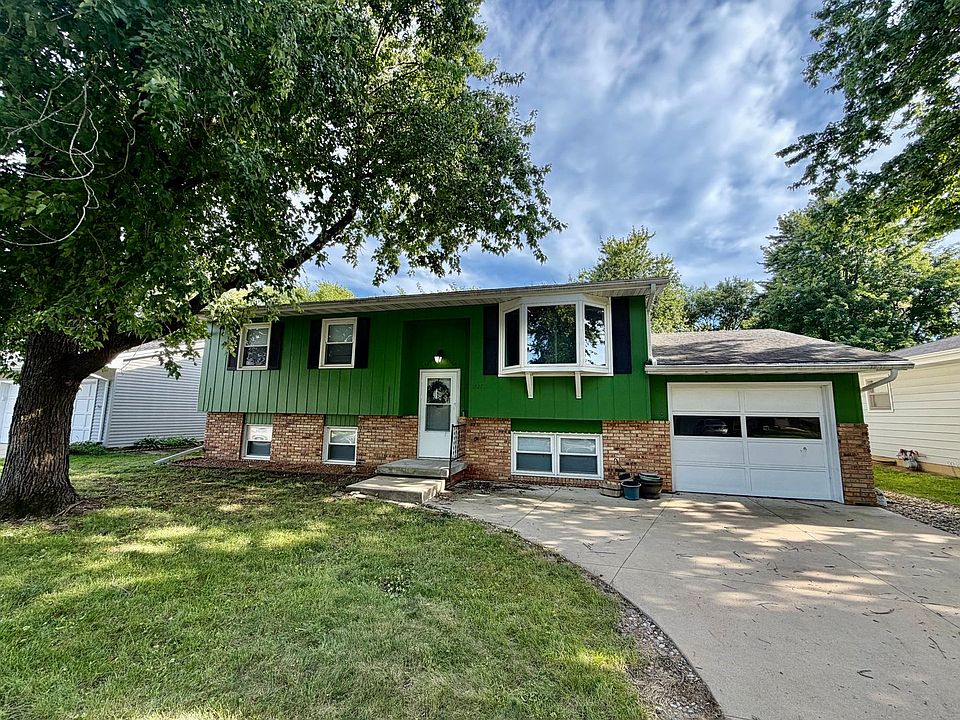 1st image of 1827 Jacobssen Dr