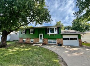1827 Jacobssen Dr, Normal, IL 61761