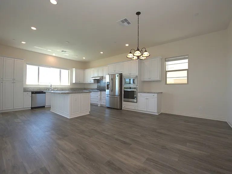 1812 Canyon Oaks Ln — Photo 15