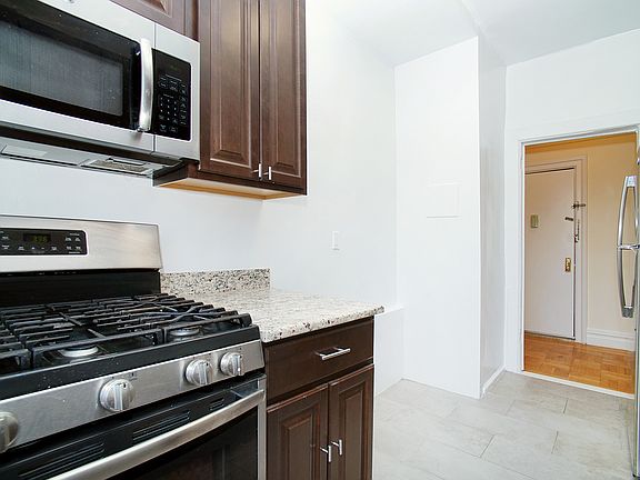 4th image of 344 Fort Washington Ave APT 2G