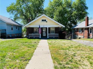 4011 E 56th St, Kansas City, MO 64130