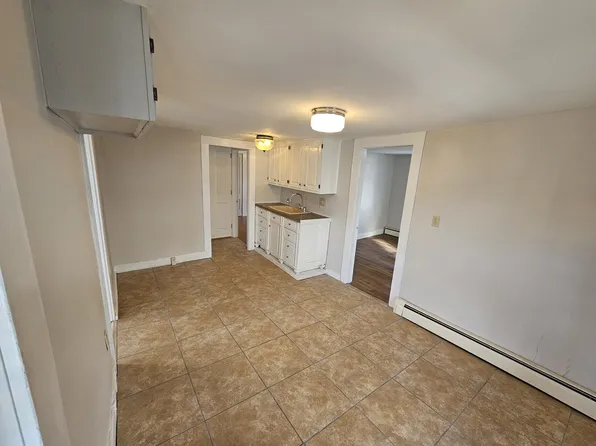 110 Church St #2, Keene, NH 03431