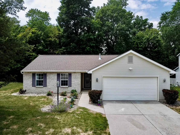 205 Emilie Pine Pl, Fort Wayne, IN 46804