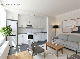 396 Avenue Rd #520, Toronto, ON M4V 2H5