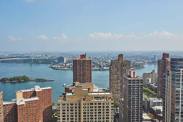 Rented by Compass | media 6