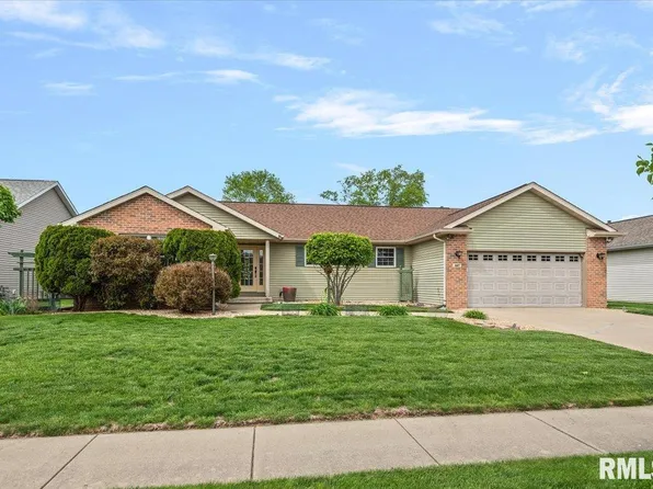 327 Osteen Ln, Chatham, IL 62629