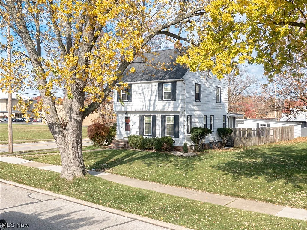 7522 Woodhaven Ave photo 1