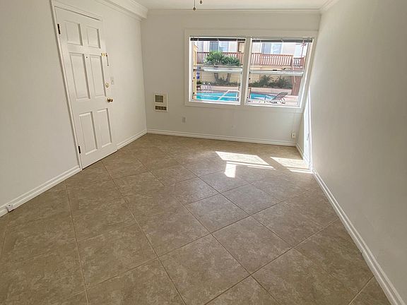 4th image of 1114 4th St #11
