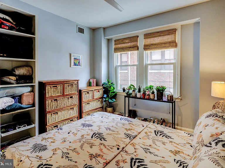 2515 K St NW #210 — Photo 9