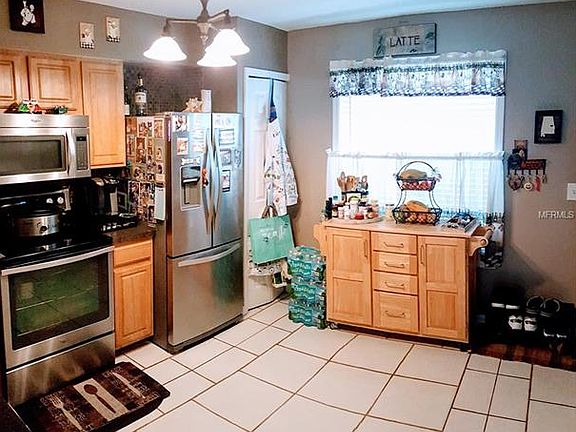 5th image of 501 Brigadoon Dr