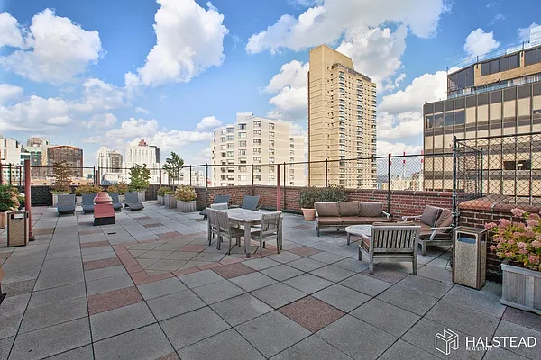 Rented by Halstead Real Estate | media 10