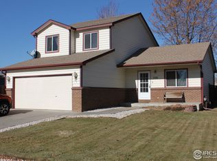 776 Ponderosa Dr, Windsor, CO 80550