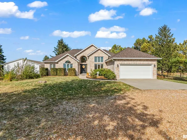 4625 W Divernon Rd, Auburn, IL 62615