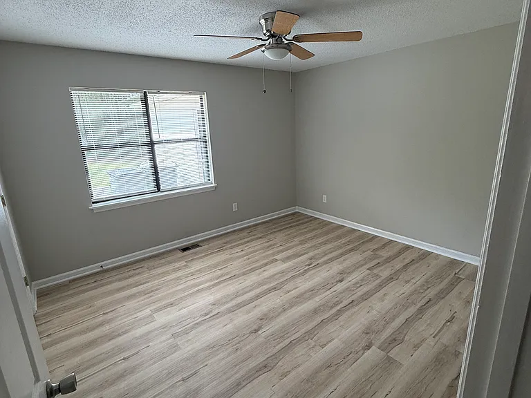 315 Whitehead Rd #A — Photo 6