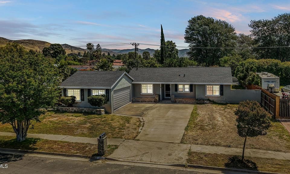 1st image of 3290 Cole Ave