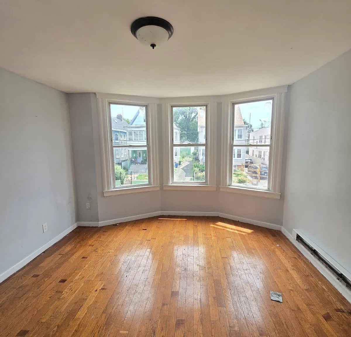 3 bed, $2,250 — Photo 4