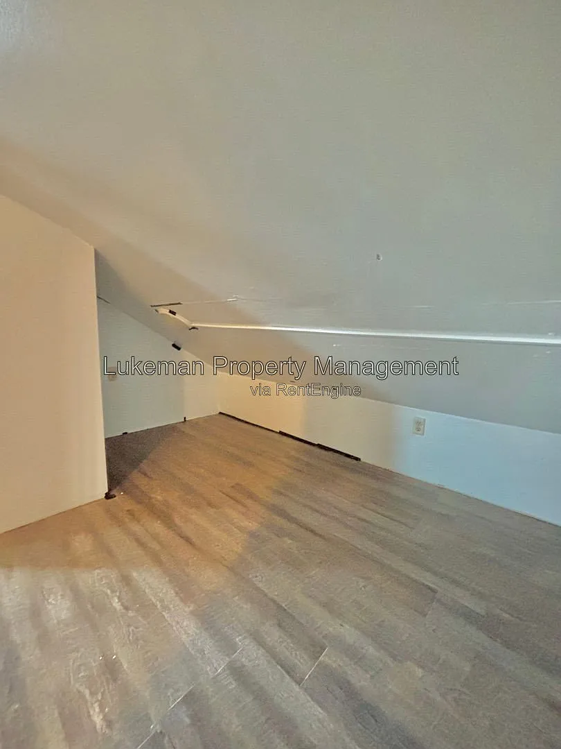 Studio, 500 sqft, $500 — Photo 4