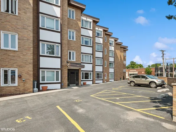 1900 Wilmette Ave Unit 4A, Wilmette, IL 60091