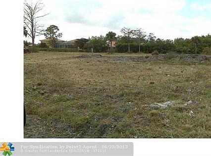 1st image of 6463 NW 71st Ter