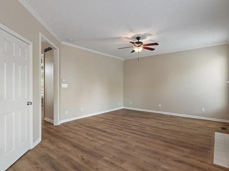 5806 Corralberry Ct — Photo 10
