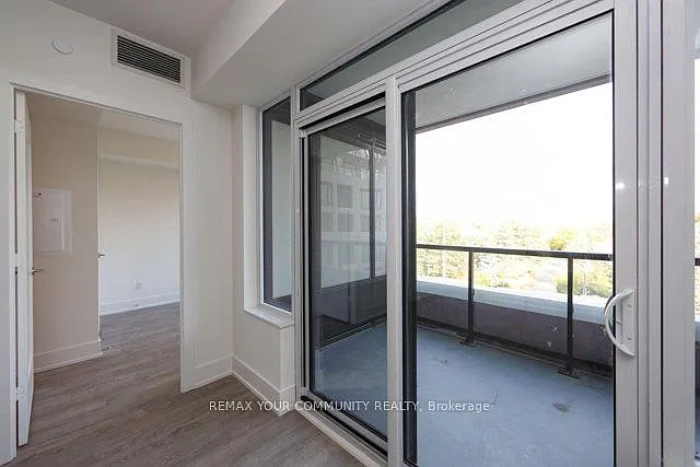 259 The Kingsway #428 — Photo 25