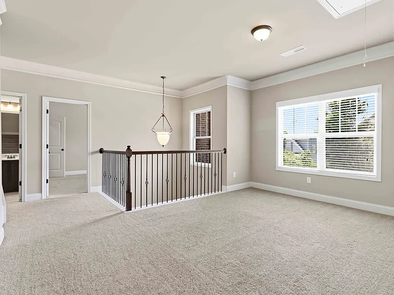 310 Strasburg Dr — Photo 17