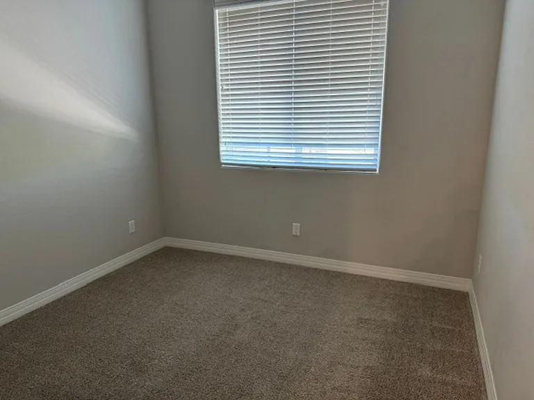 5632 N Teaberry Ln — Photo 10