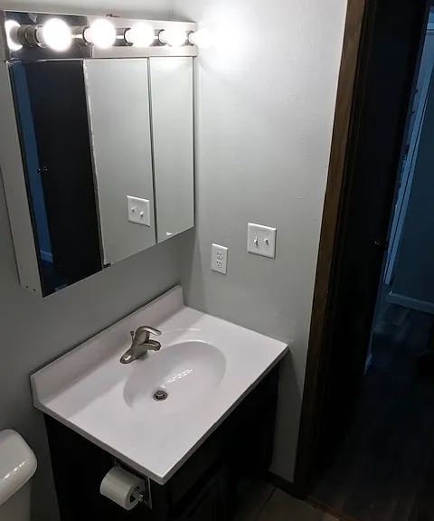 422 N 1st St #4 — Photo 11