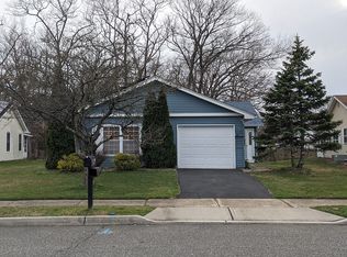 68 Everest Dr, Brick, NJ 08724