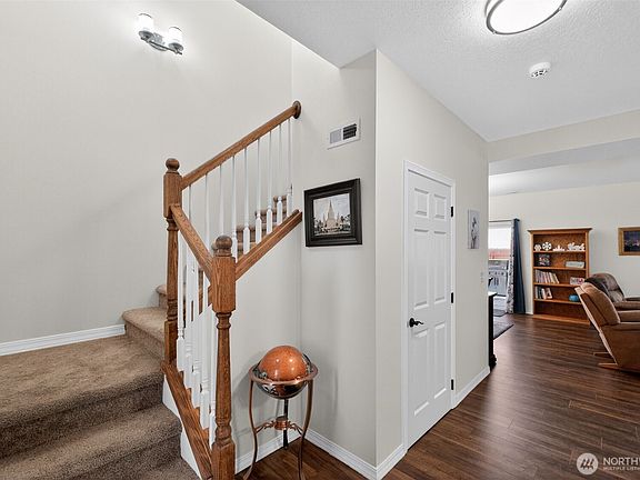3rd image of 1427 W Century St