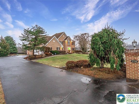 4th image of 2739 Apple Valley Cir N