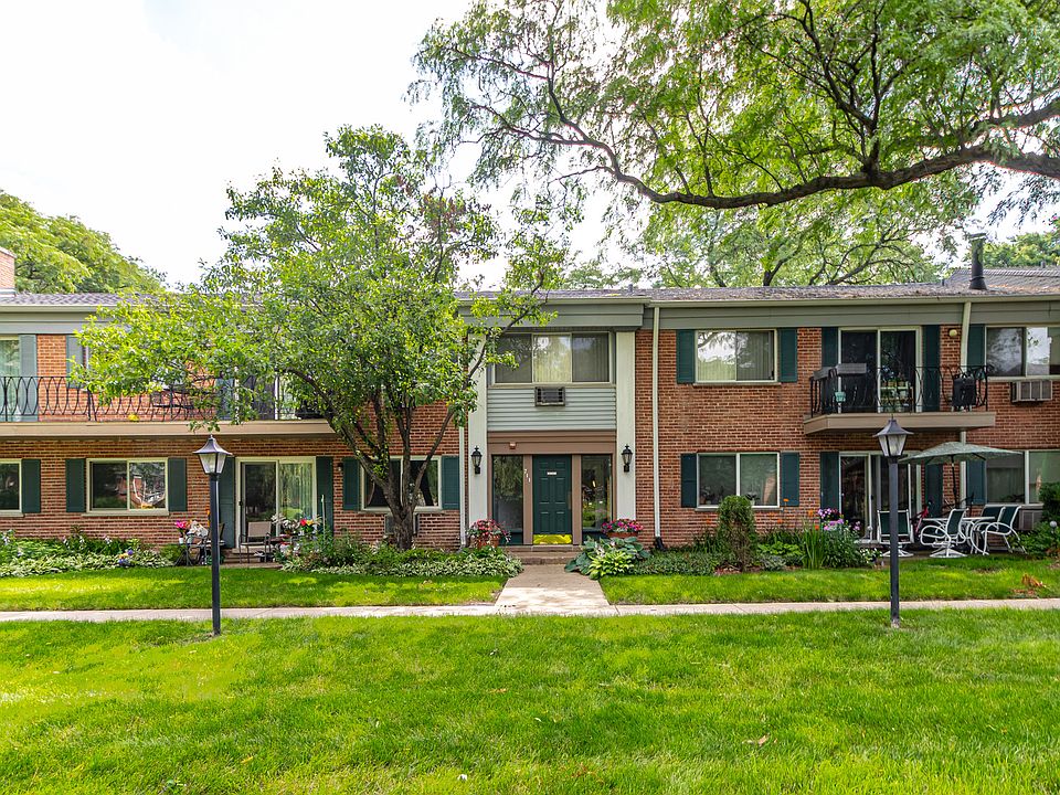 1st image of 711 E Falcon Dr Unit 201