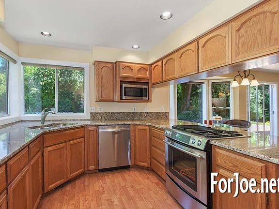 New Appliances & Counter Top