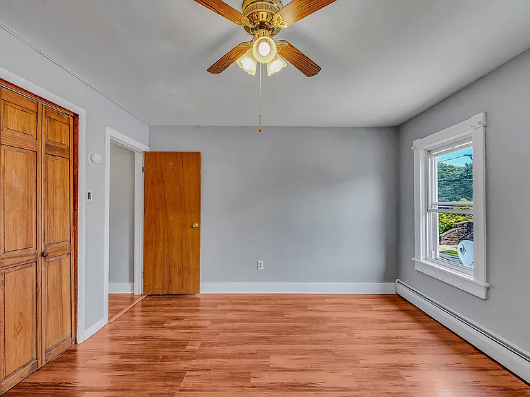 990 Scott St — Photo 13