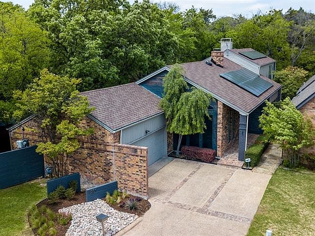 1st image of 6201 Twin Oaks Cir