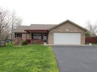 30 Iceland Dr, Eaton, OH 45320