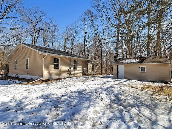 3rd image of 4418 Congdon Dr