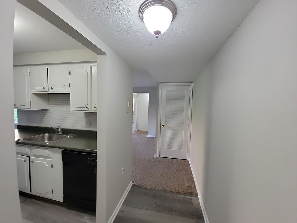 1st image of 22121 River Oaks Dr #E6