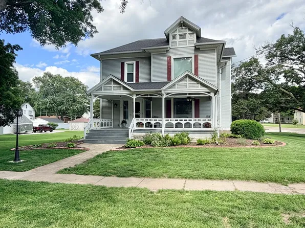 340 S Main St, Sheffield, IL 61361