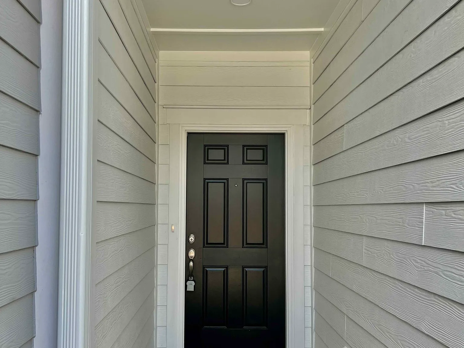 3 bed, 2.5 bath, 1566 sqft, $2,000 — Photo 2
