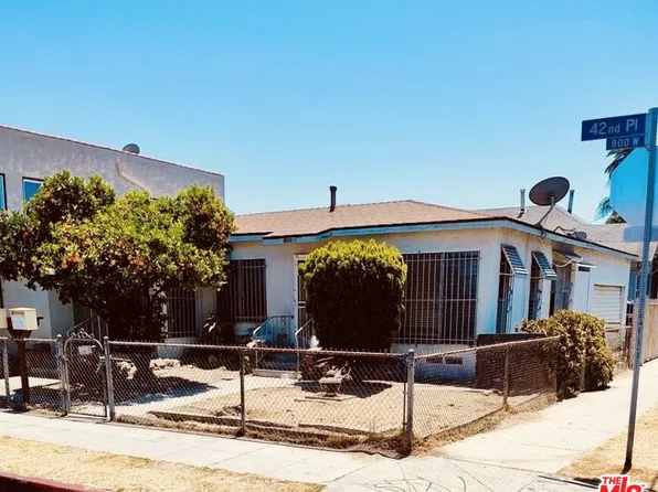 872 W 42nd Pl, Los Angeles, CA 90037