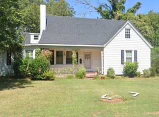 120 Janeway, Greenwood, SC 29649